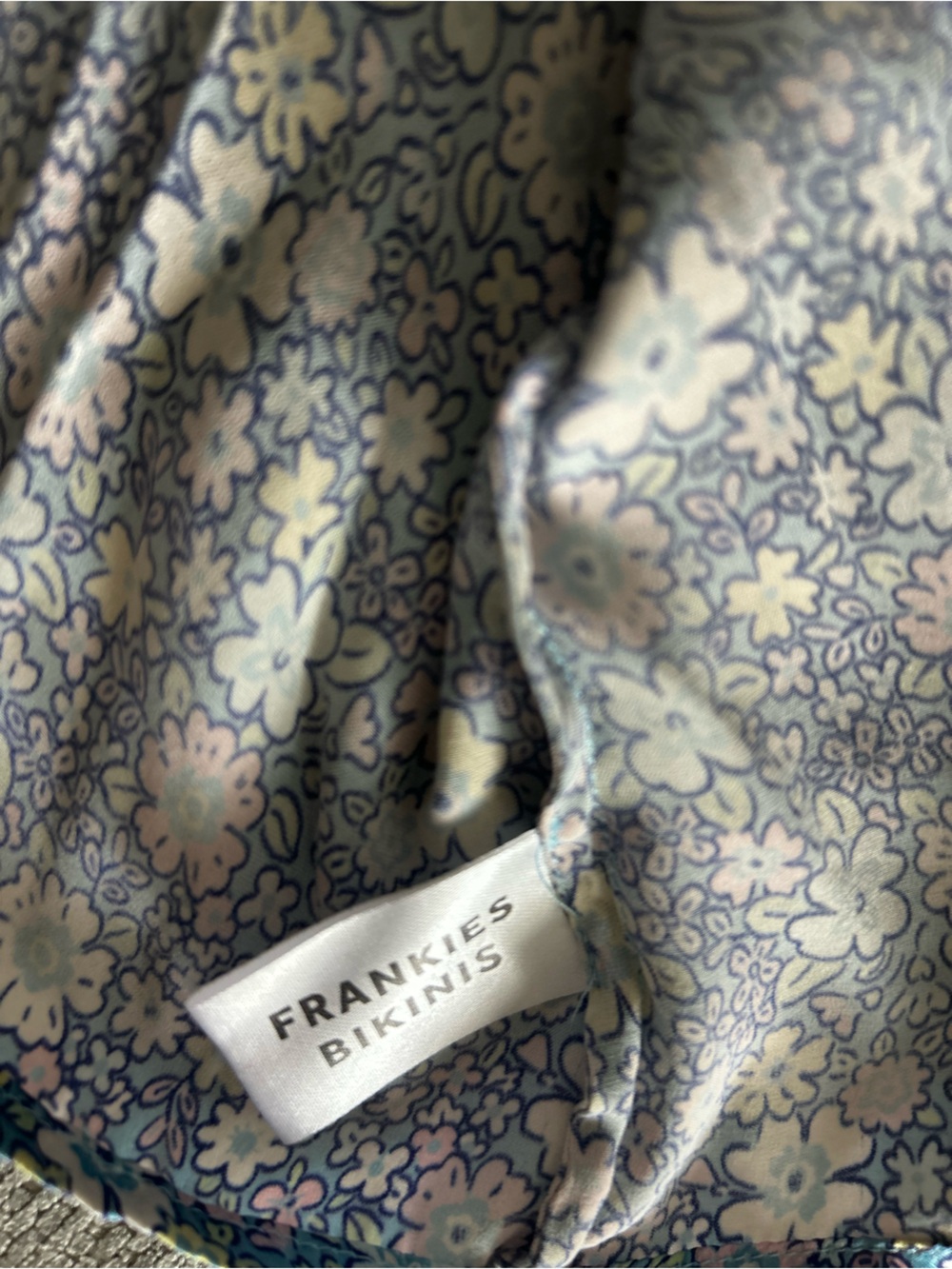 Frankies Bikinis Y2K Floral Lace Silk Cami Top S Fairy Femenine - Picture 11 of 14